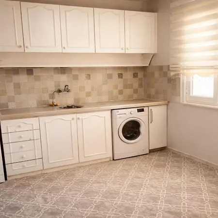 Tunc * Ayvalı